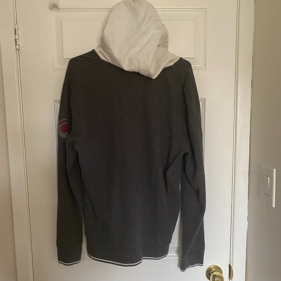 Roots Mens Hoodie Grey body with white hood in Large - Picture 2 of 3